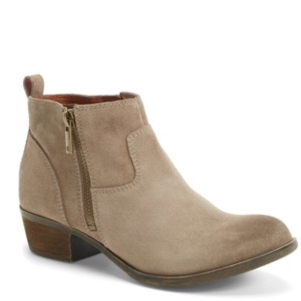 Lucky Brand Ankle Bootie 5.5